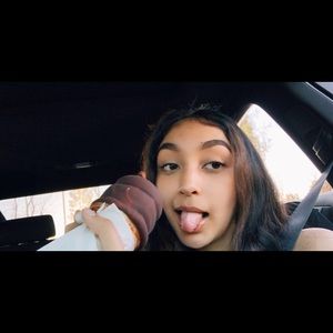 Meet your Posher, Grace